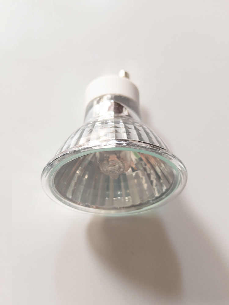 A photo of a halogen bulb.