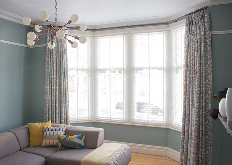 How I Dressed My Own Bay Windows, How To Hang Curtains In A Bay Window Uk